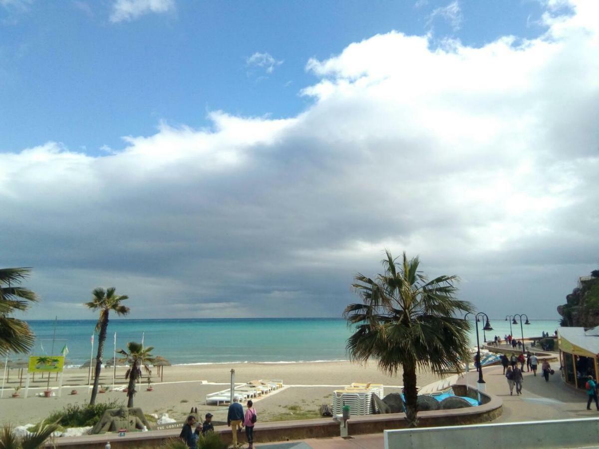 Nuevo Roca Chica, Primera Linea Playa,Torremolinos Esterno foto