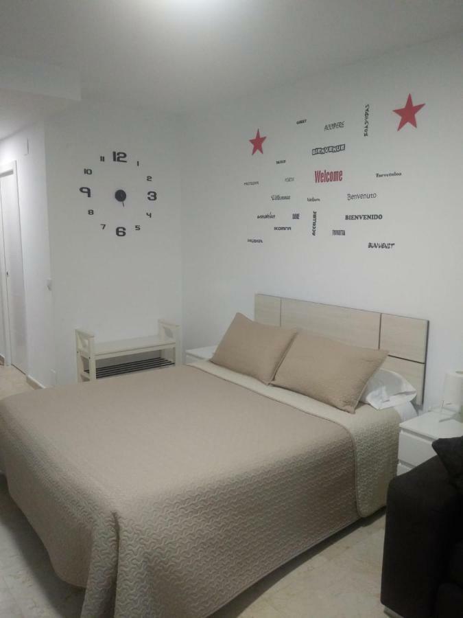 Nuevo Roca Chica, Primera Linea Playa,Torremolinos Esterno foto